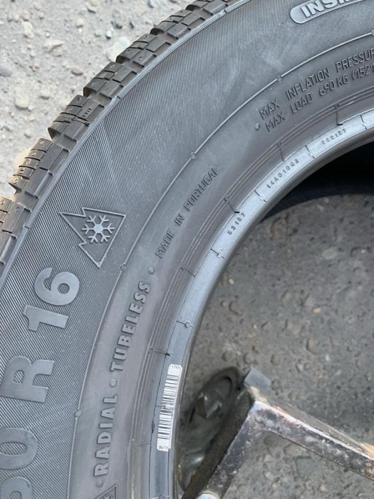Шини 215/60 R16 пара Continental  2022p  зима 7.8мм