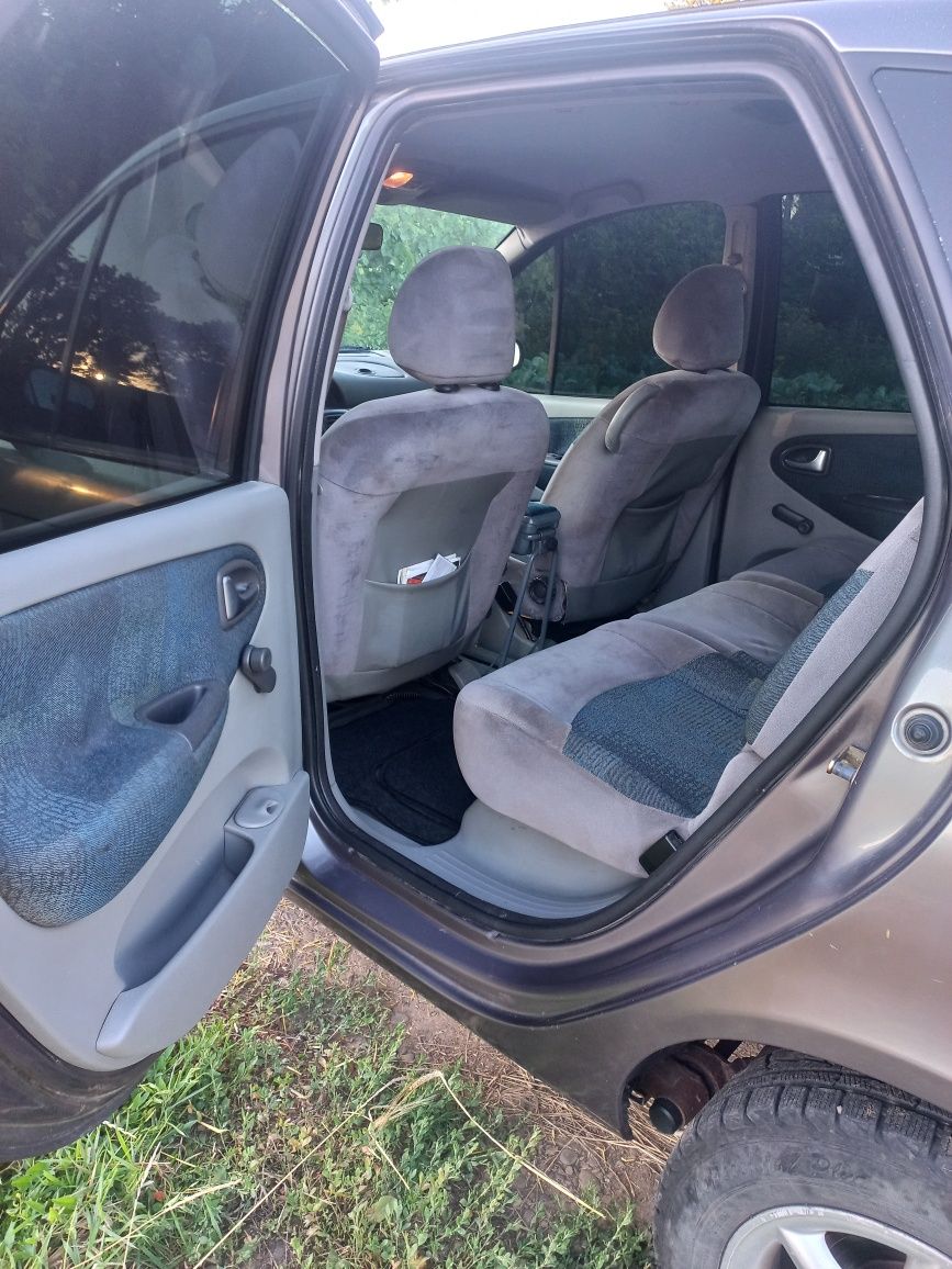 Renault Megane Scenic 1 2003р 1.9dci