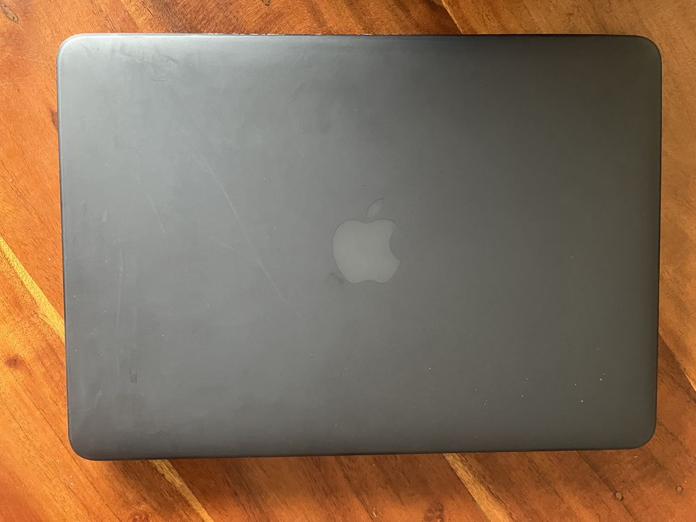 MacBook Air 13” Late 2010 + CD (SuperDrive) + Etui