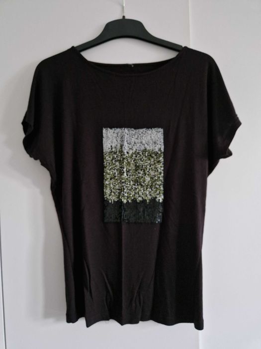 Koszulka z ciekawą grafiką