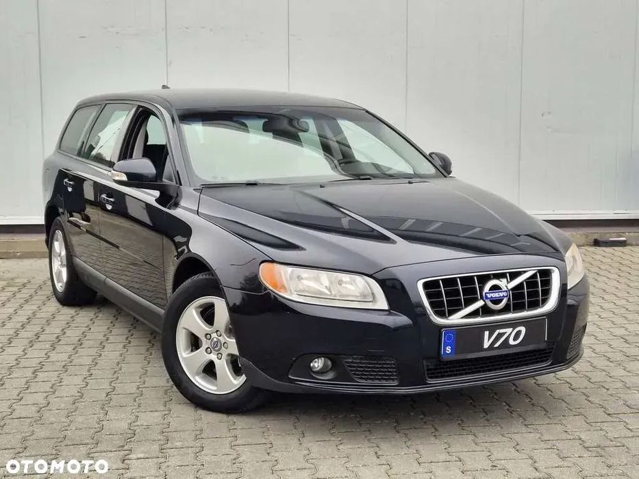 Volvo V70 Benzyna Bezwypadkowy Oryginalny Lakier Grwarancja 1 Rok