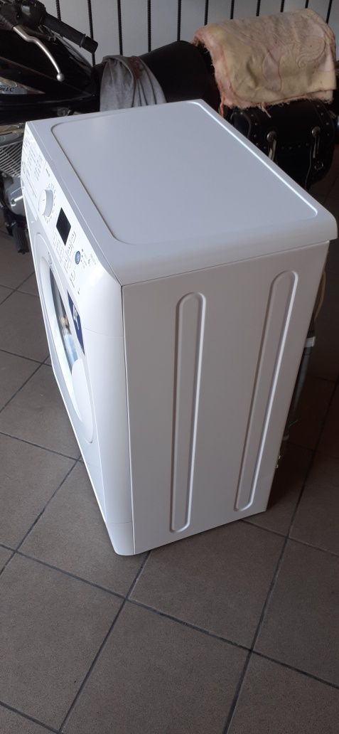 Używana pralka Indesit 6 kg wsadu