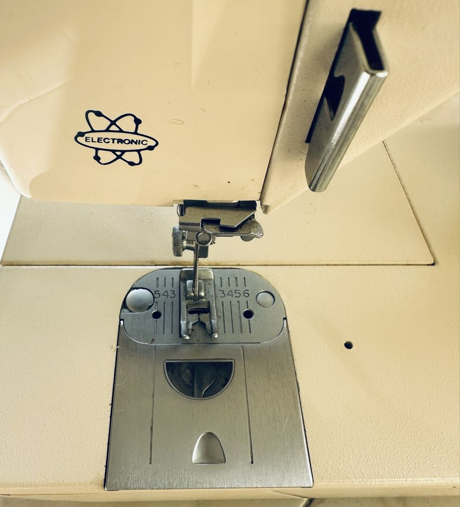 Máquina Portátil Singer - 290 SEWING