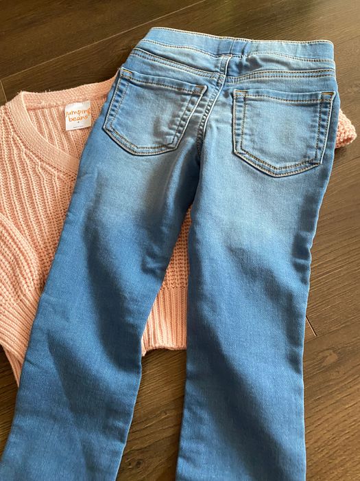 Костюм на дівчинку кофта і штани 4 роки НОВІ!