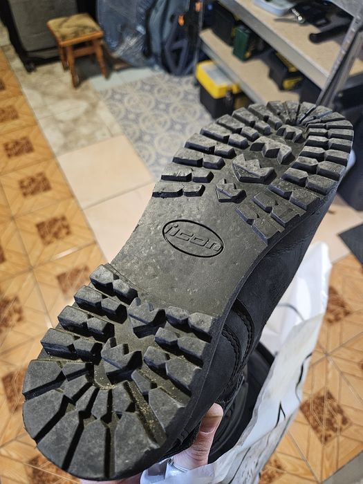 Продам турингові мотоботи Icon 1000 Prep Boot