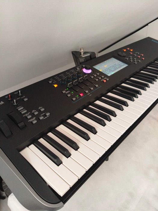 Sprzedam Yamaha Modx7