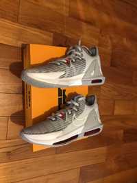 Nike Lebron Witness 6 rozm. 44,5 (10,5)