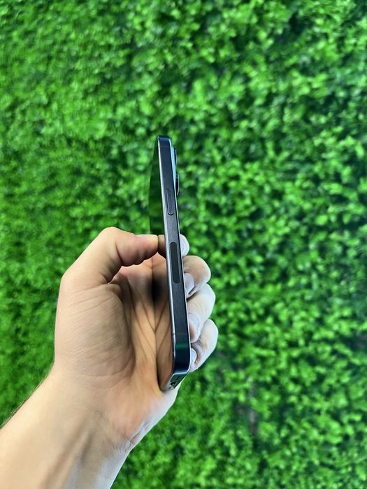 iPhone 15 Pro 256Gb Black Unlock від Магазинy