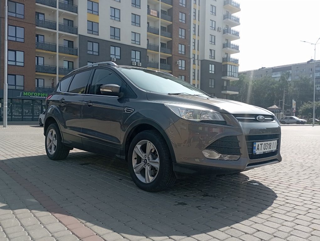 ТЕРМІНОВО Ford Kuga 19.06.2014 офіційна 2 л дизель автомат, 112 тис.км