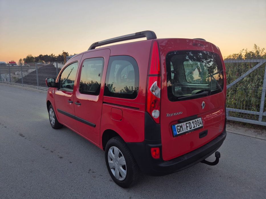 Renault Kangoo 1.6i opłacony, 89 tys km, klimatyzacja, hak