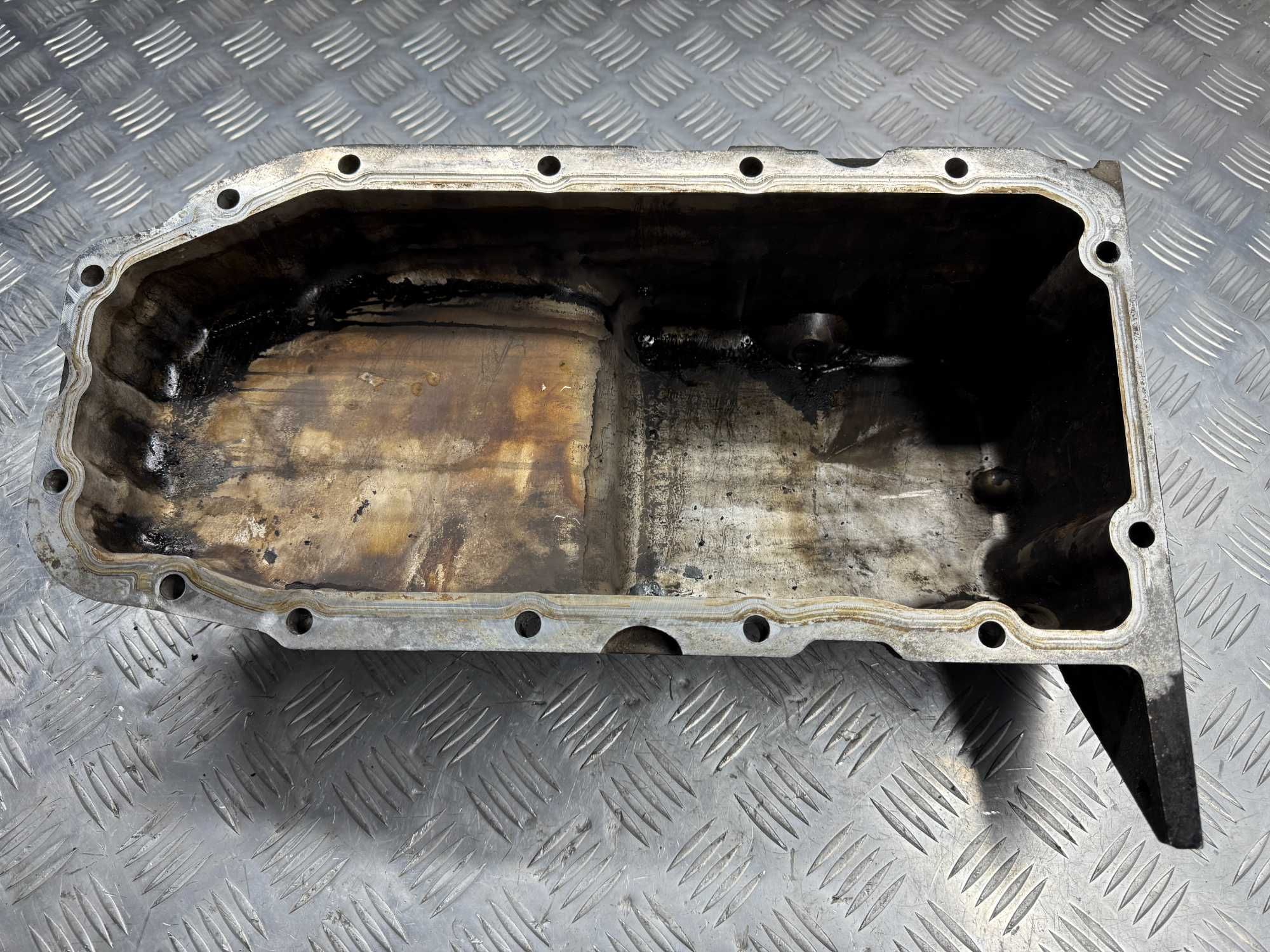Поддон двигателя Daewoo Nubira 2.0 X20SED 92062825