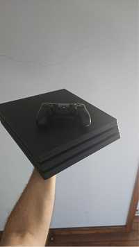 Ps4 pro 1Tb com comando original