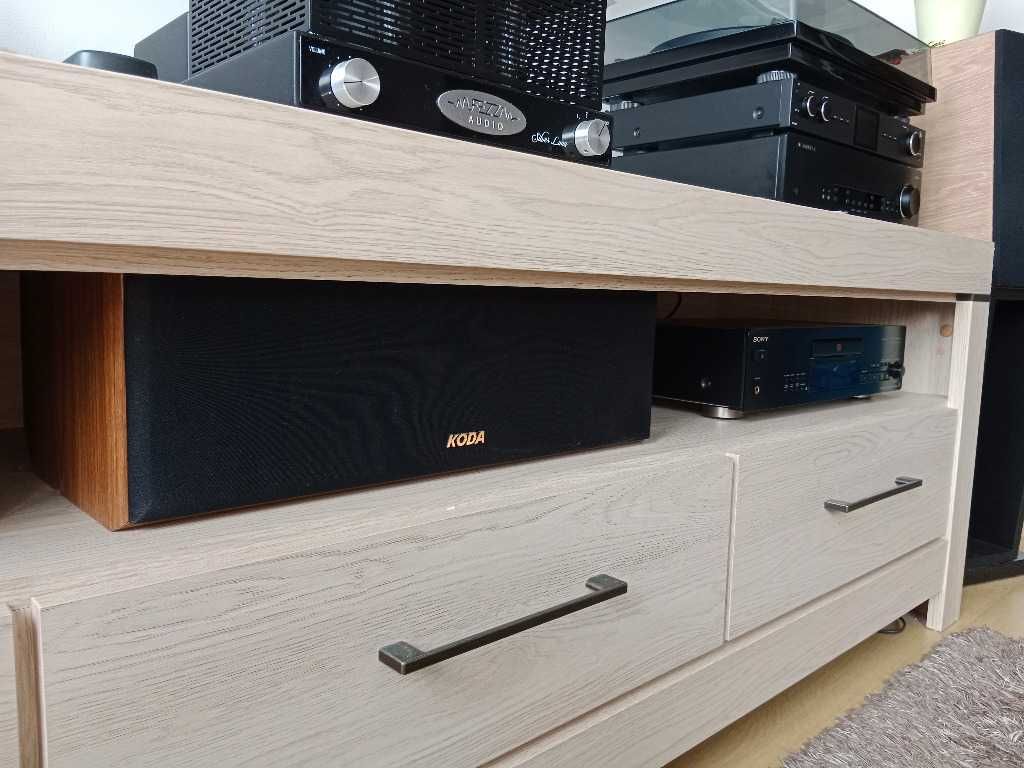 Kolumna głośnikowa centralna do kina domowego KODA AV702C