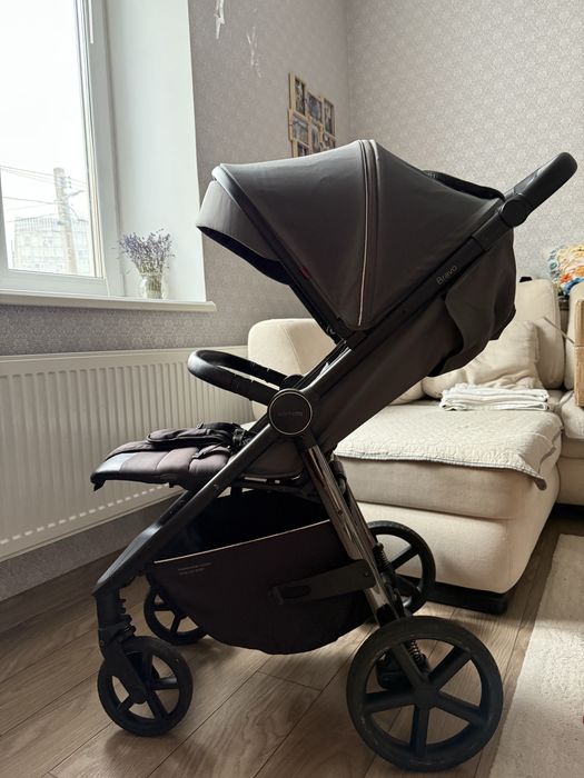 Carrello Bravo Plus прогулянковий візок коляска