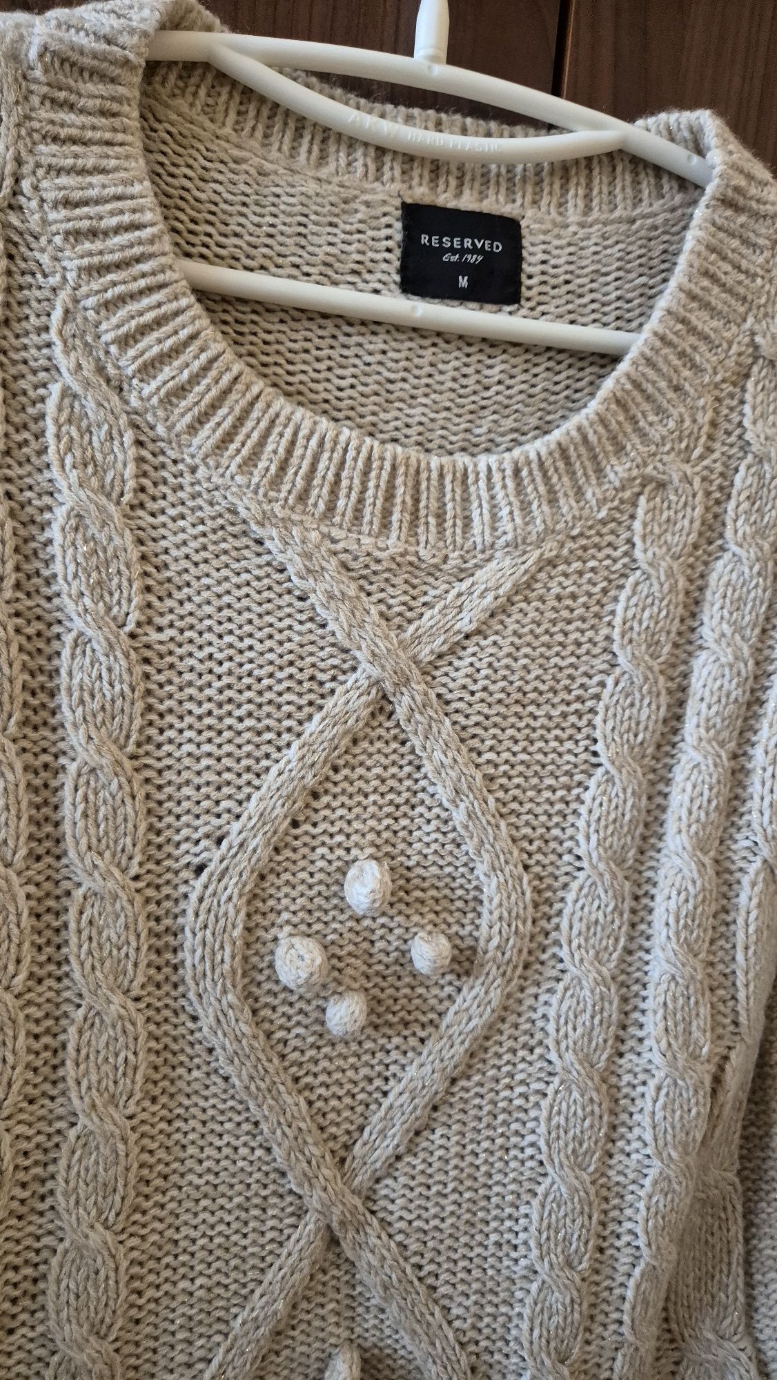Sweter beżowy r.M, Reserved
