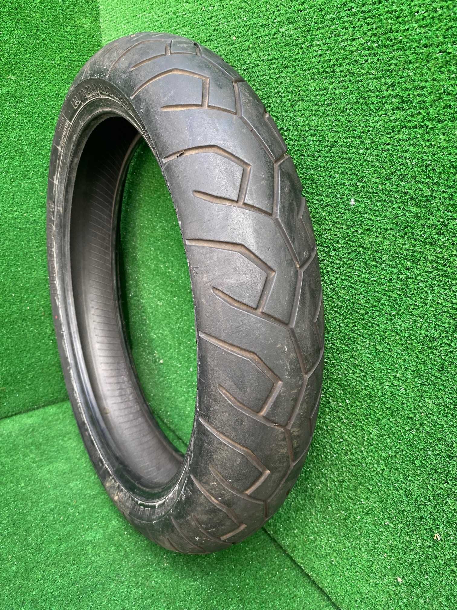 120/70/17 pirelli diablo pneu usado mota