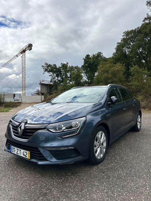 Renault Mégane Sport Tourer 1.5 Blue dCi Limited C/PM+Pneu