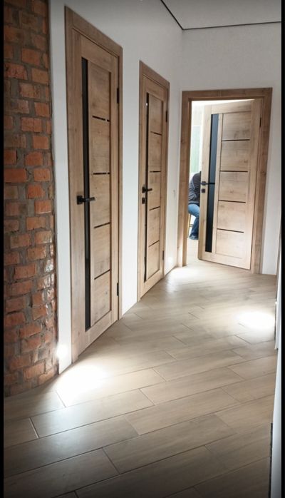 Міжкімнатні двері хорошоіі якості.