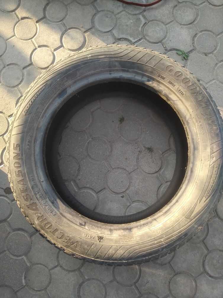 Продам шини 205×55×16