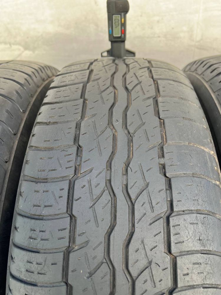 Bridgestone Dueler H/T 225/65/17