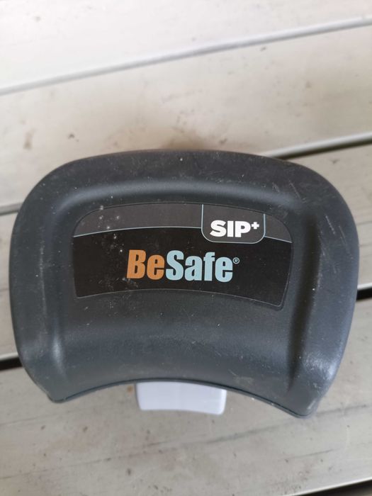 Do fotelika samochodowego iZii flesz  BeSafe SIP+