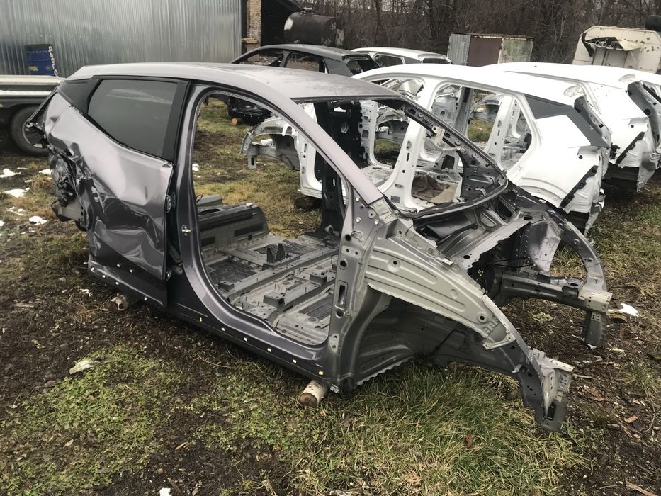 Четвертина Chevrolet bolt EUV