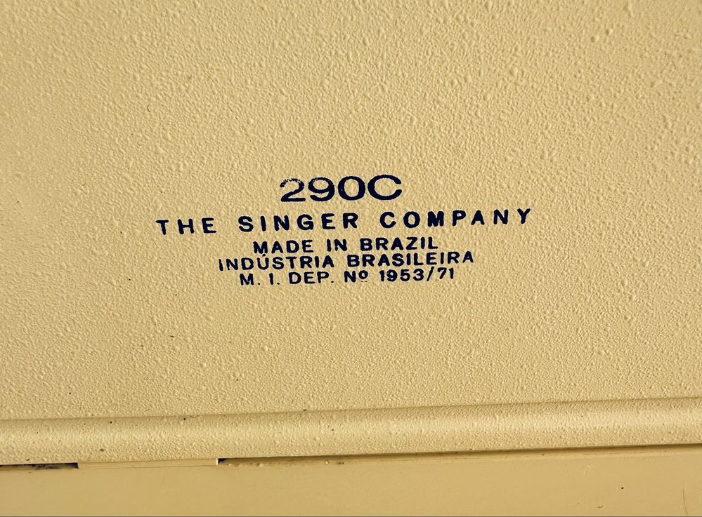Máquina Portátil Singer - 290 SEWING