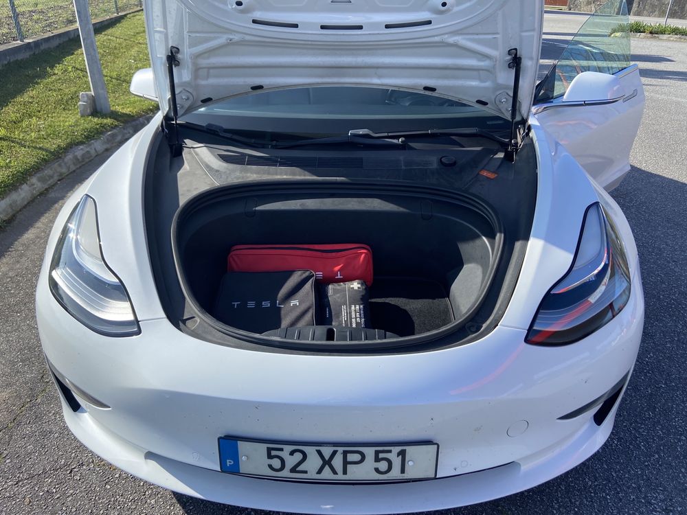 Tesla model 3 Long Range