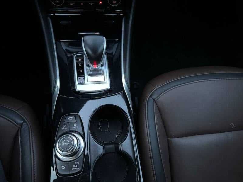 2017 Infiniti QX30
