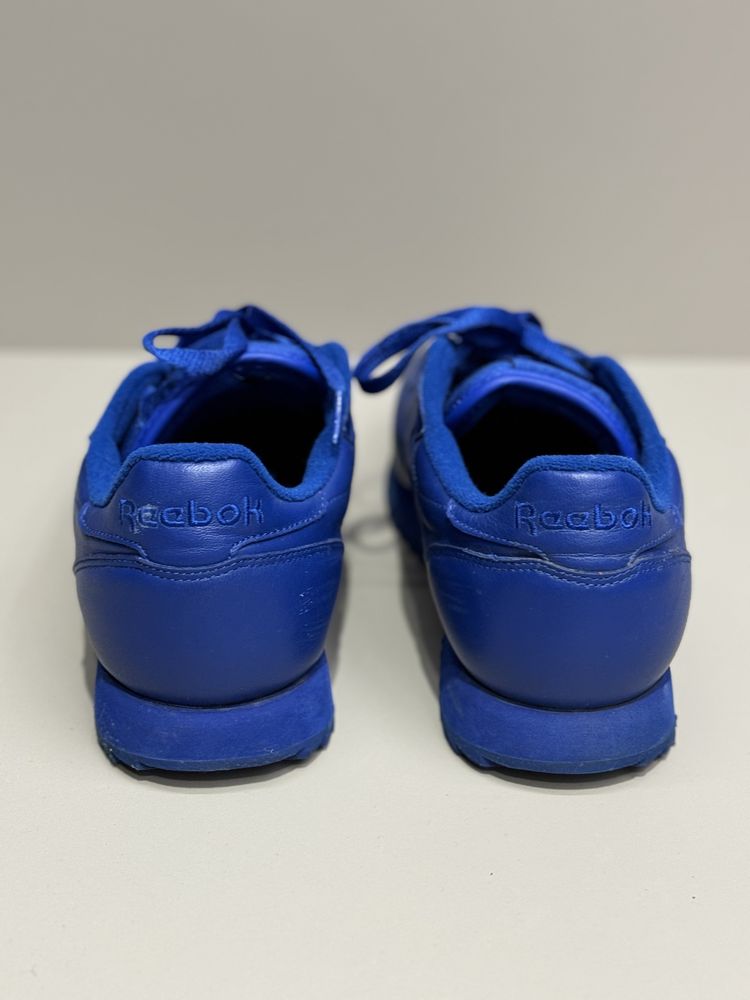 Продам кросівки Reebok Classic Leather Ripple Trainers In Blue AR2350