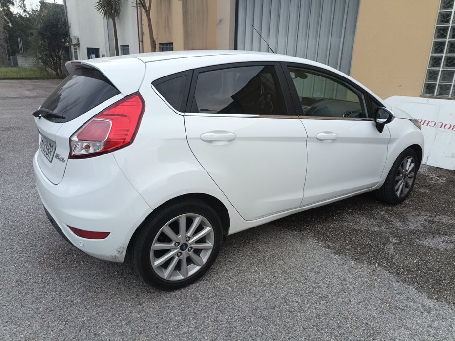 Ford fiesta 1.0 gasolina