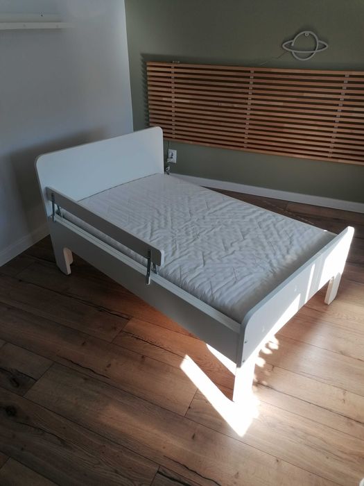 Łóżko Ikea Släkt plus materac