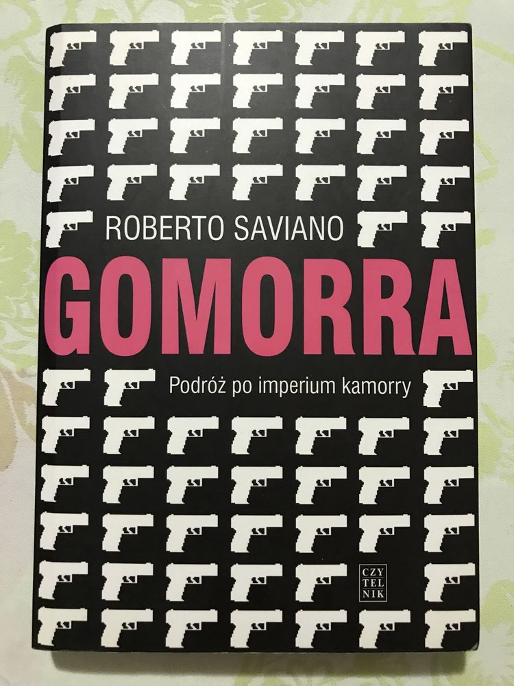 Książka non fiction Gomorra Podróż po imperium kamorry Roberto Saviano