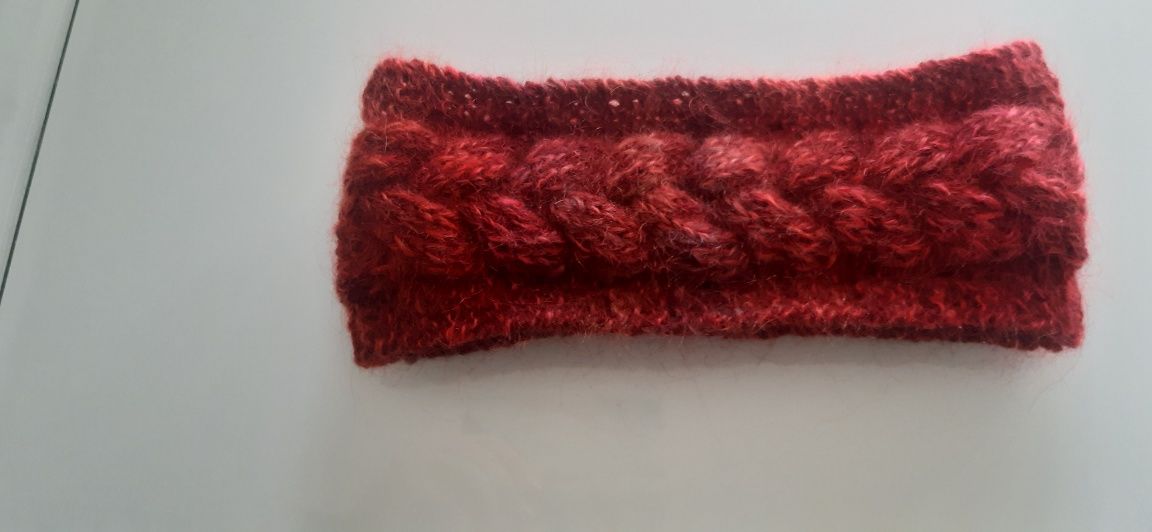Opaska na głowę  bordowa ciepła handmade  w warkocze