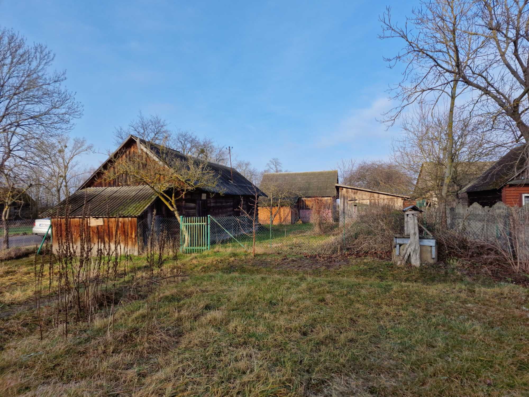 Dom, siedlisko wieś Korczówka, gmina Łomazy, lubelskie