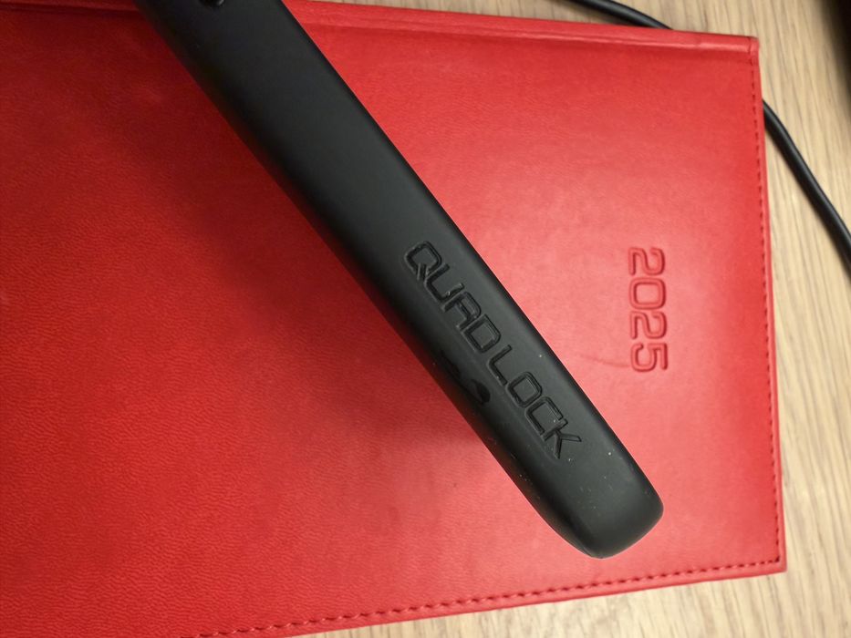 Etui quad lock iphone 16 pro