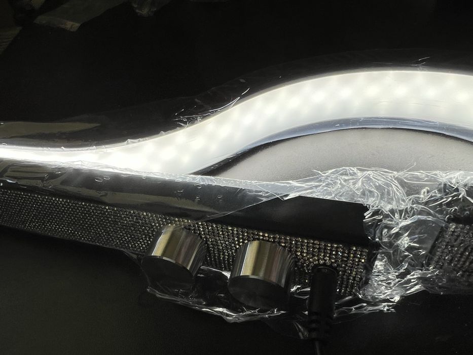 Lampa LED do biurka / stanowiska pracy – designerska, regulowana