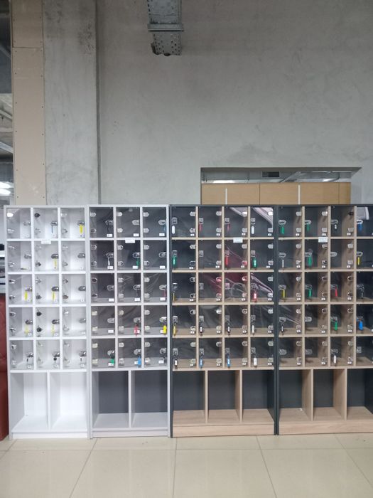 Розпродаж меблів шафи кресла стулья столы