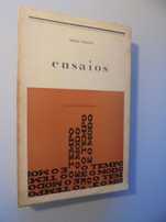 Guerra (Miller);Ensaios