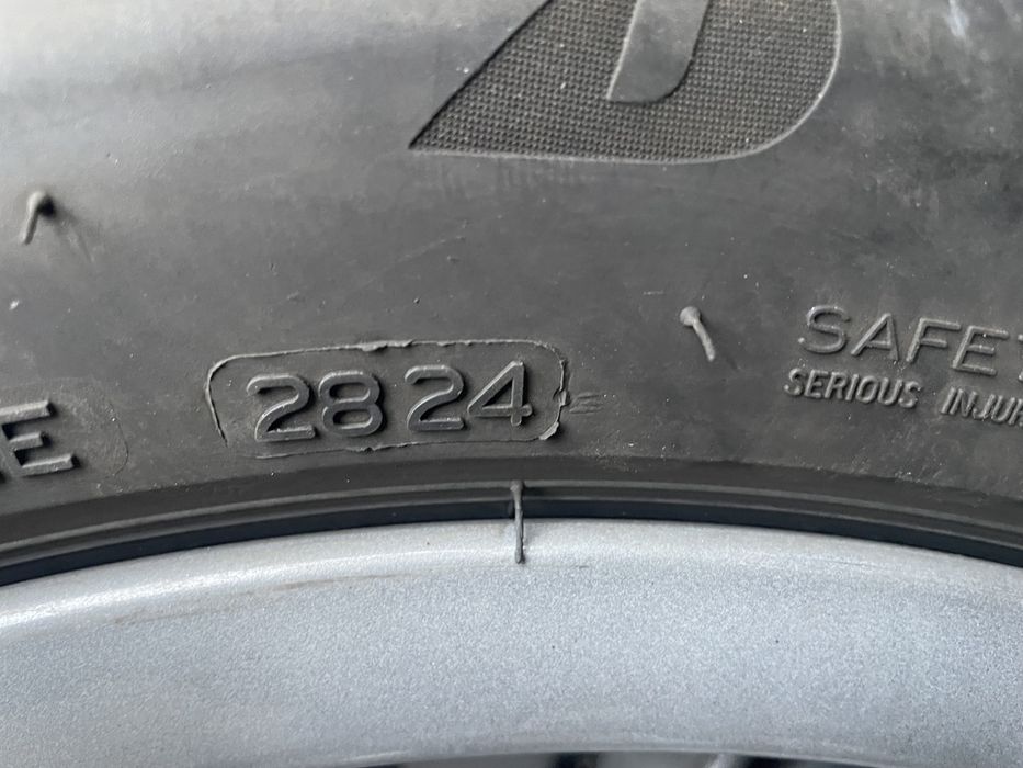 Bridgestone 225/55 R17 101 V, 23 i 24 Rok! Super stan!