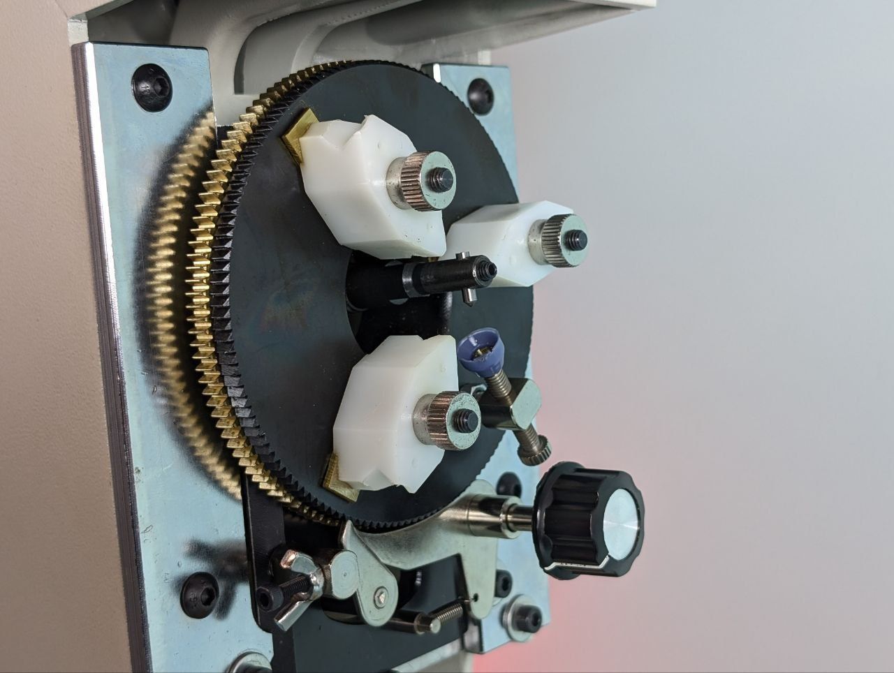 Станок SL-810 для внутренней гравировки колец