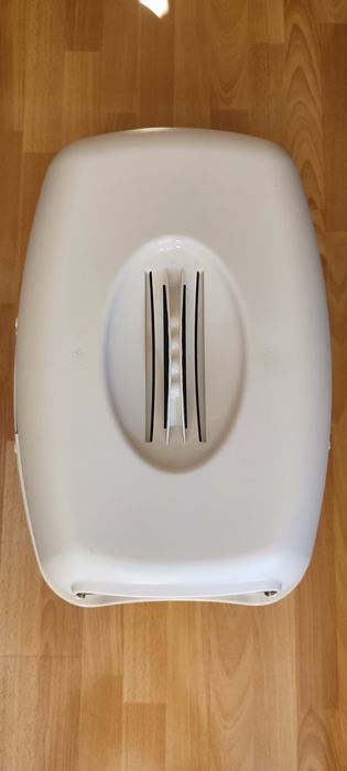 Kuweta  z pokrywą dla kota