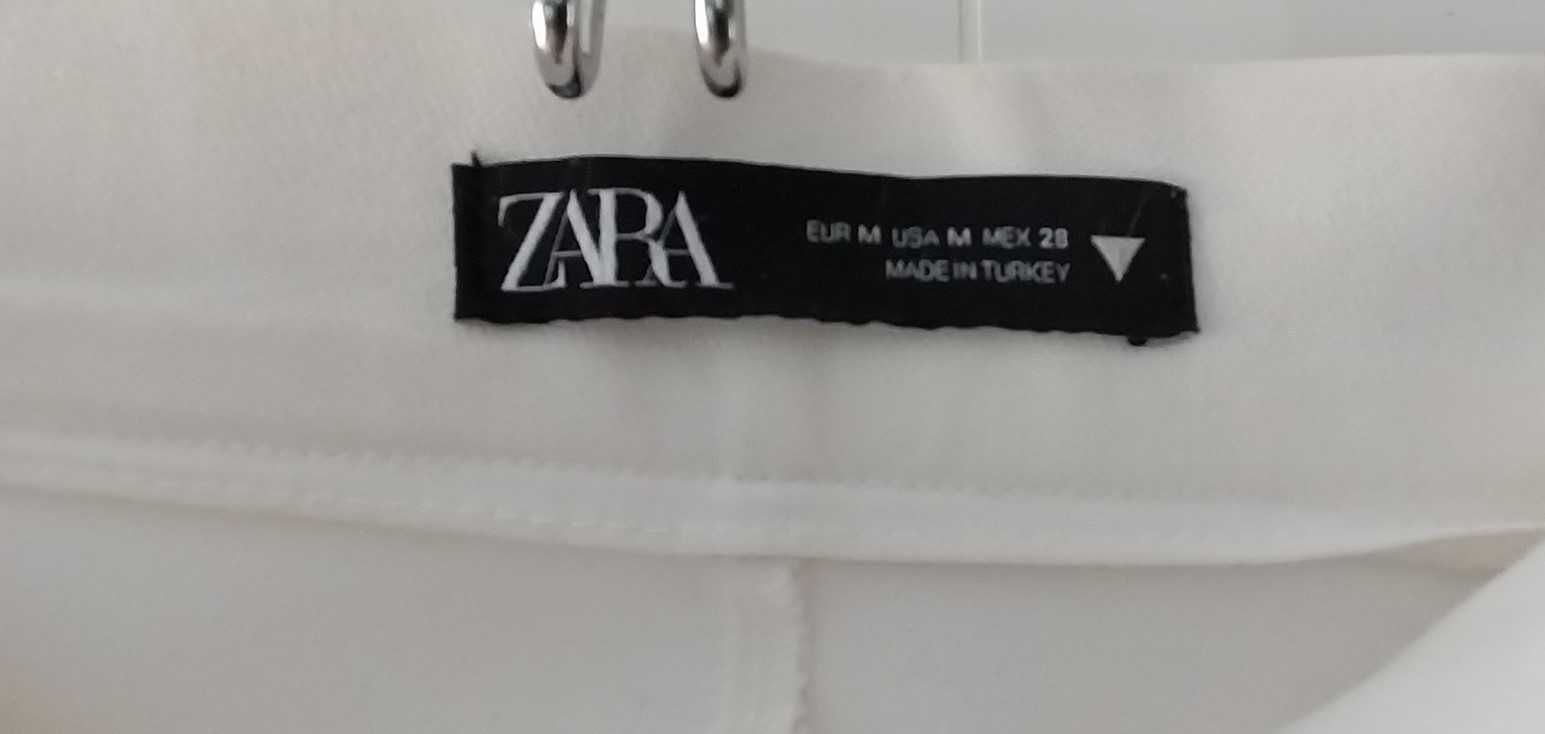Zara  -  Calças jogger justas e flare