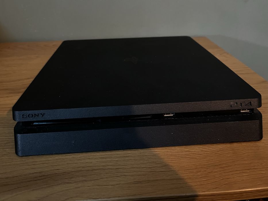 Playstation4 slim