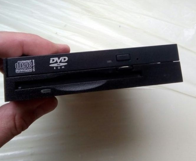 Dell Teac dvd/cd slim drive with floppy DV-28E