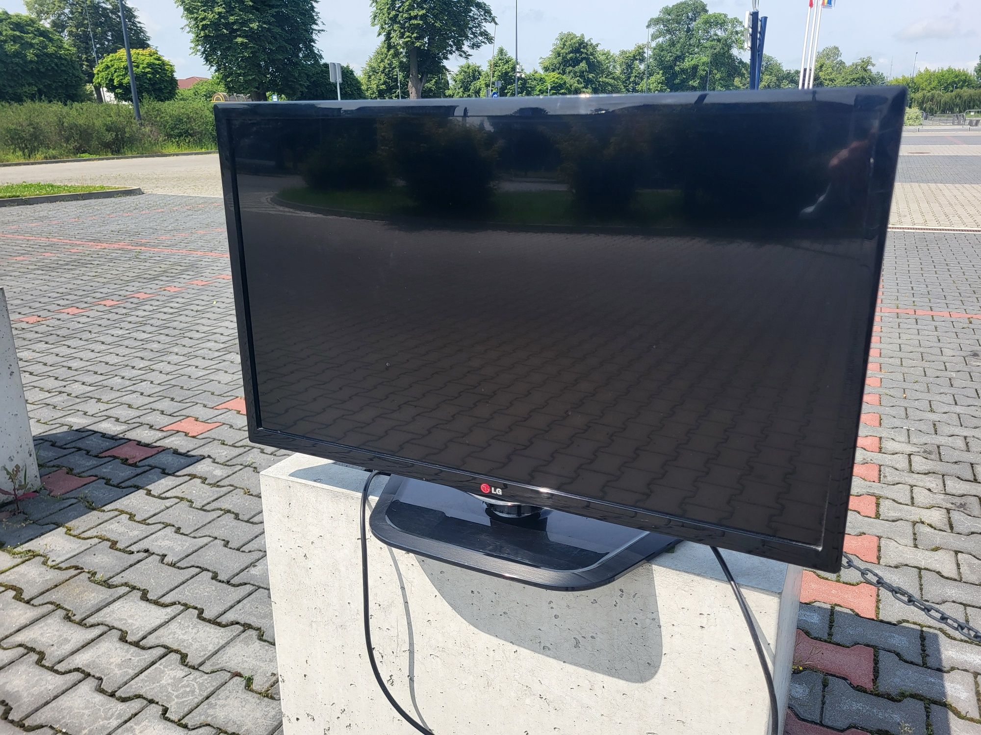 Telewizor 32"       Lg32LN5400 full hd
