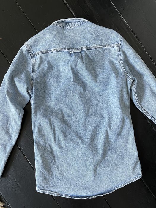 Джинсова рубашка