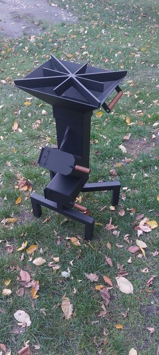 Piecyk rakietowy grill