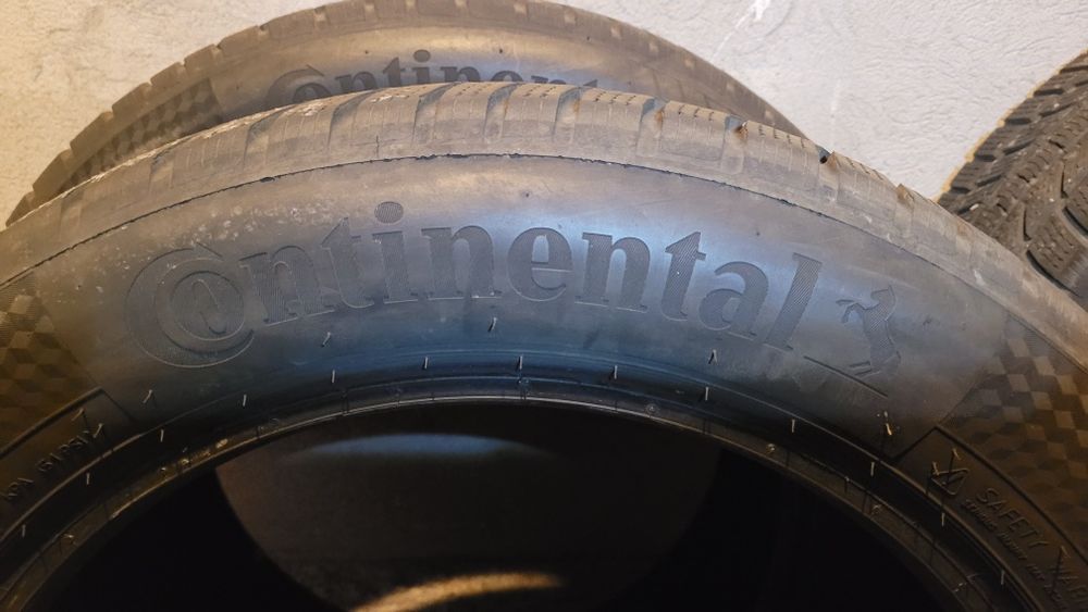 Opony zimowe Continental 215/55/17