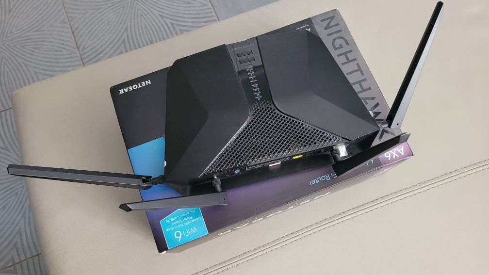 Топовий роутер WIFI6 NETGEAR RAX50 Nighthawk